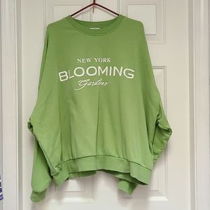 H&M crew neck sweat shirt